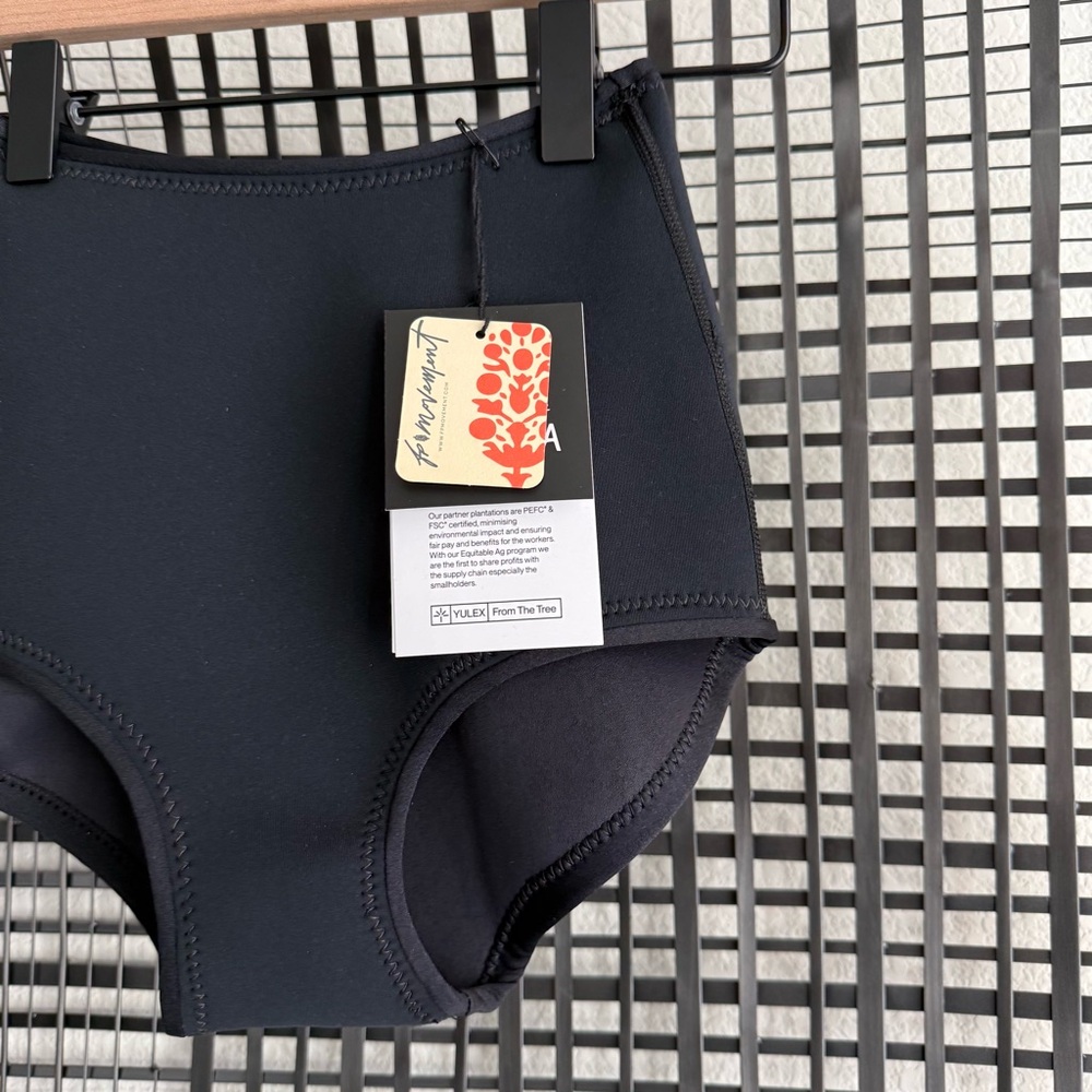 Atmosea high waisted surf bottoms black - Picture 3 of 6